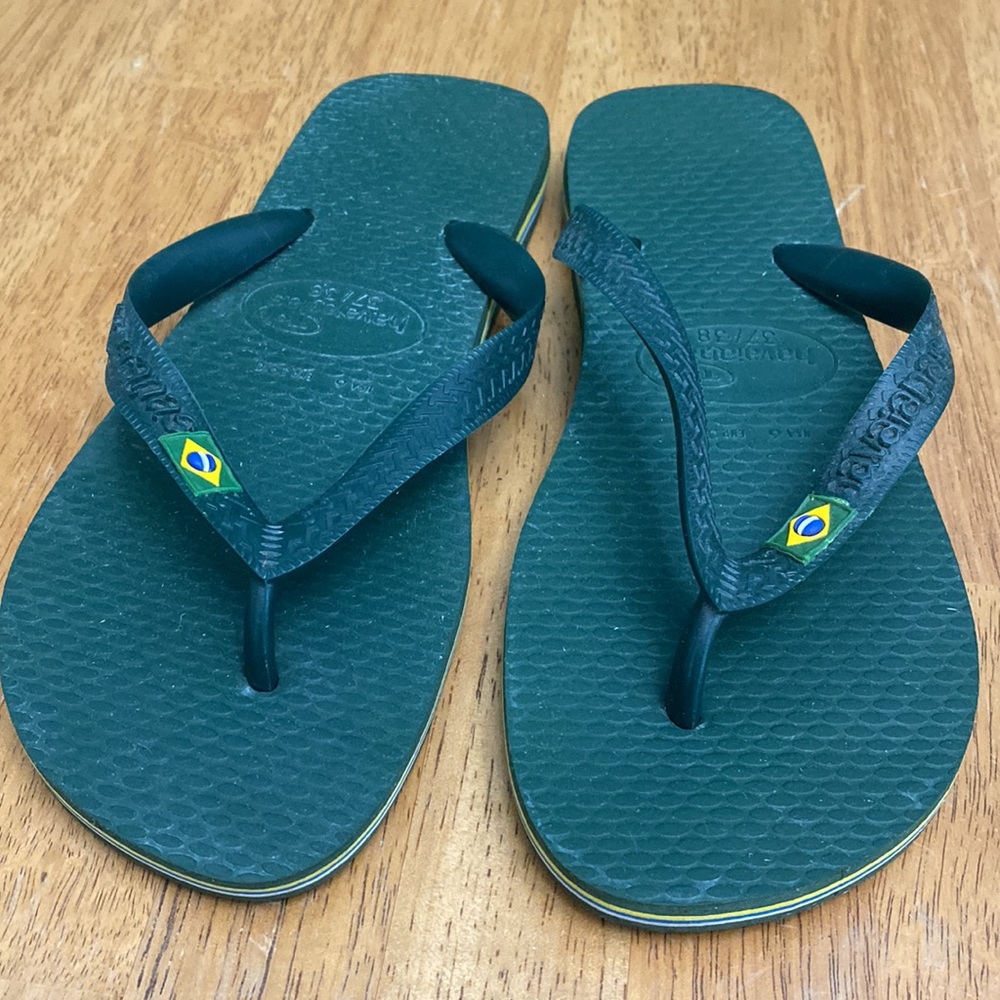 Havaiana’s Flip Flops - Forest Green